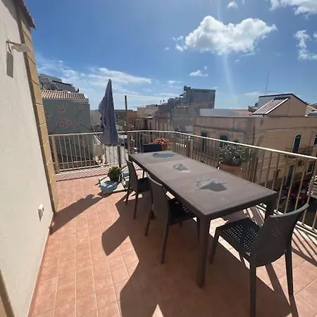 Delightful House In A Seaside Village Casa vacanze *