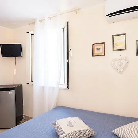 Delightful House In A Seaside Village Casa vacanze